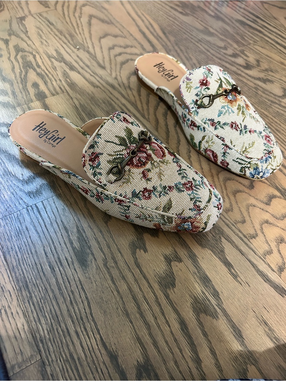 Hey girl by corkys womens charmer floral mule size 9 brand new